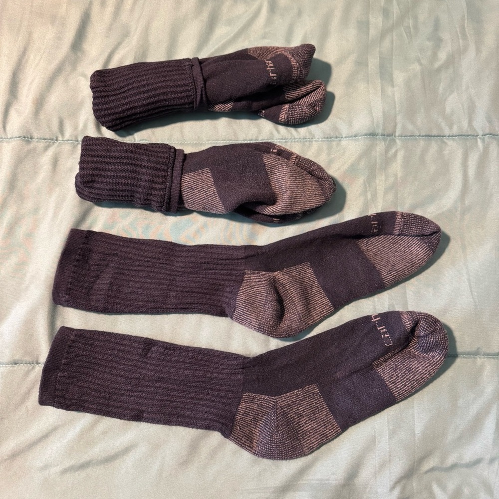 Carhartt Men’s Midweight Crew Socks. 3 Pairs